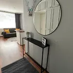 Compact In Apartman *